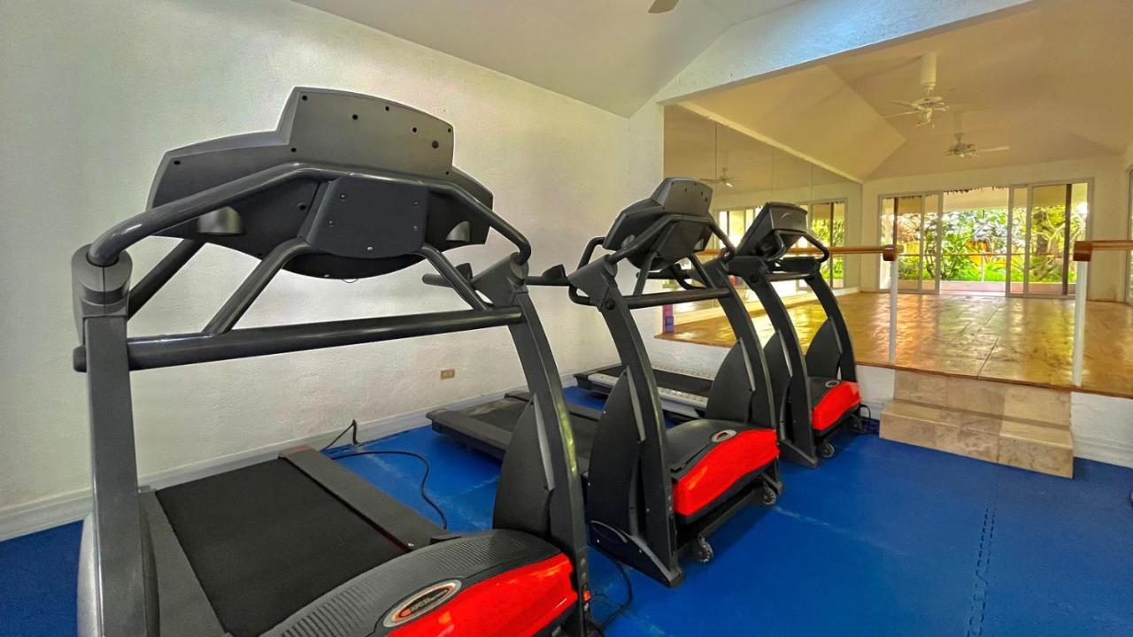 Coco Grove Beach Resort, Siquijor Island Экстерьер фото Treadmills at the gym