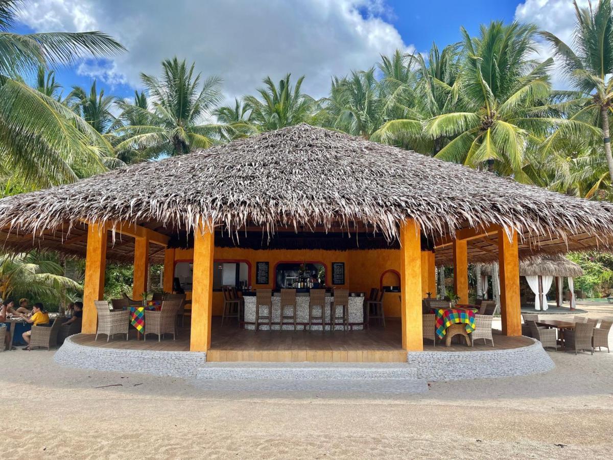 Coco Grove Beach Resort, Siquijor Island Экстерьер фото The beach bar at the resort