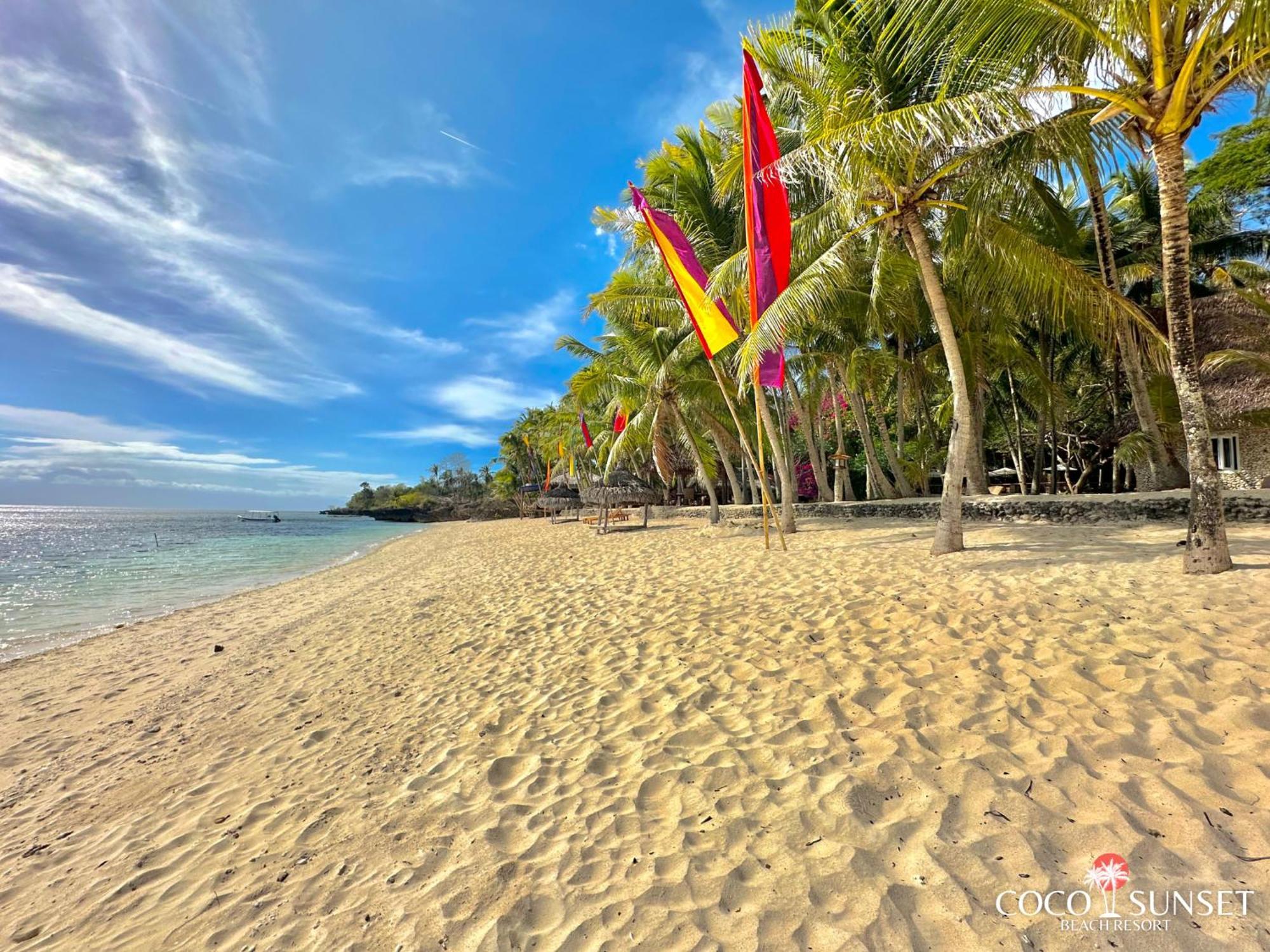 Coco Grove Beach Resort, Siquijor Island Экстерьер фото Beach at Coco Sunset Resort